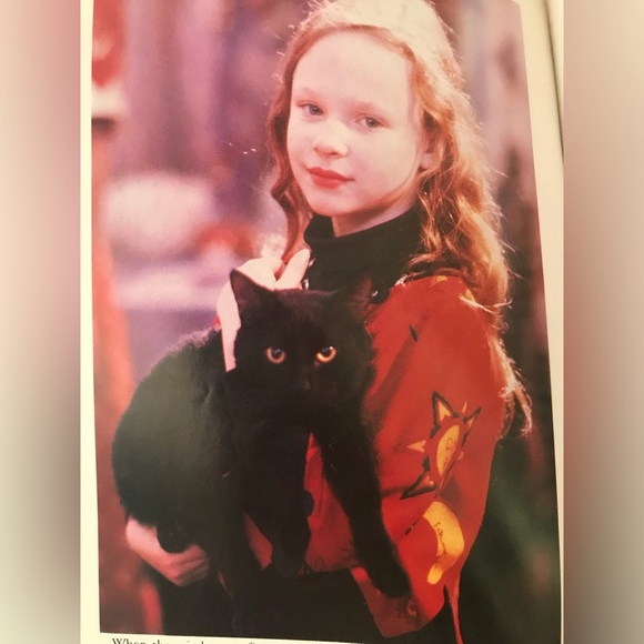 Hocus Pocus: Junior Novelization by Todd Strasser Vintage (Signed by Cast) - Picture 5 of 7